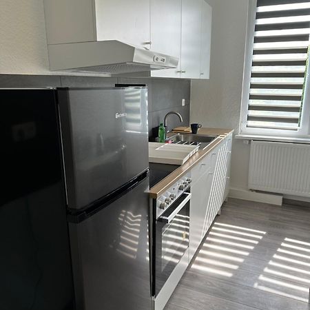 Wohnung In Zentraler Lage - Kostenlose Parkplaetze Kassel Bagian luar foto